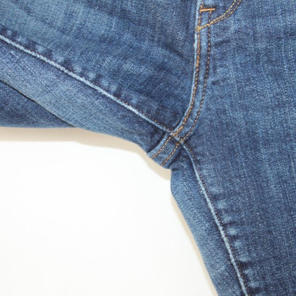 LEVIS SAN FRANCISCO DEMI CURVE CLASSIC CAPRI JEANS SZ 8/29 WOMENS CUFFED STRETCH - Picture 12 of 16